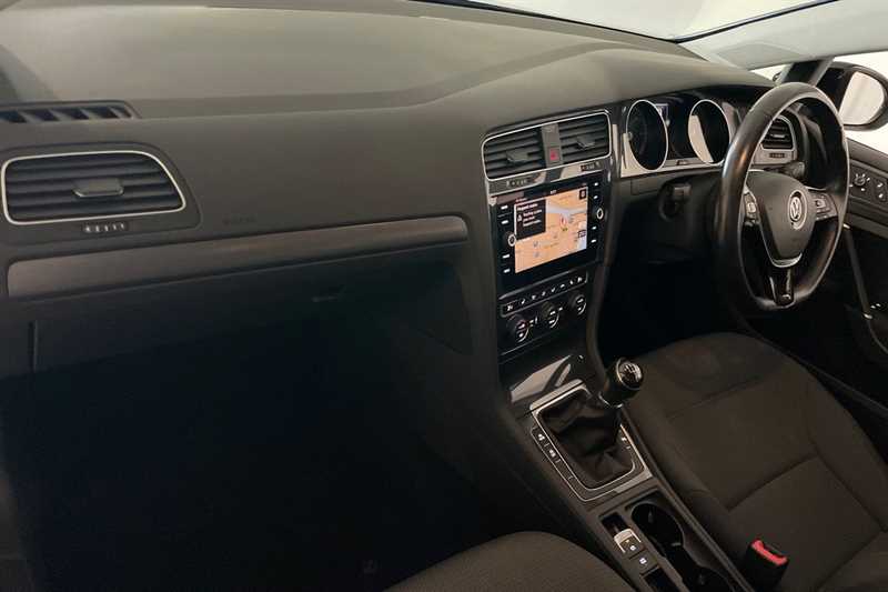 Used Volkswagen Golf 2020 for sale - 76204428: Photo 13