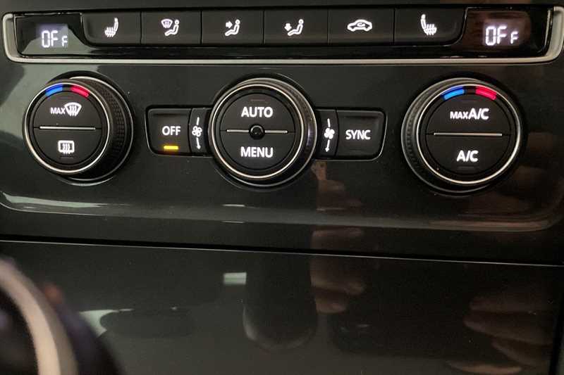 Used Volkswagen Golf 2020 for sale - 76204428: Photo 15