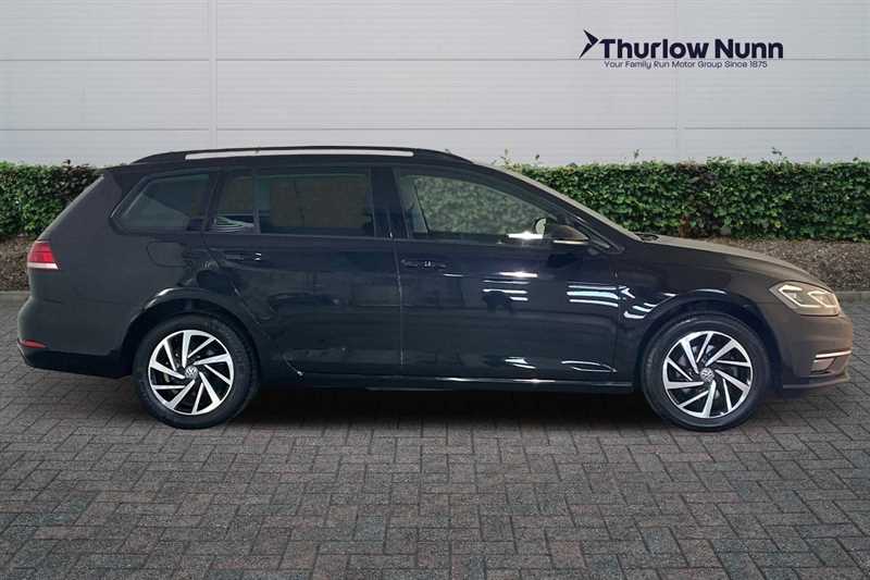 Used Volkswagen Golf 2020 for sale - 76204428: Photo 2