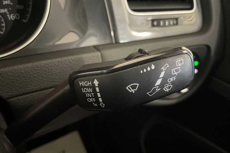 Used Volkswagen Golf 2020 for sale - 76204428: Photo 26