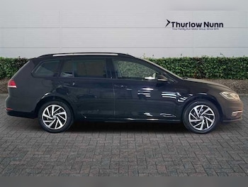 Used Volkswagen Golf 2020 for sale - 76204428: Photo