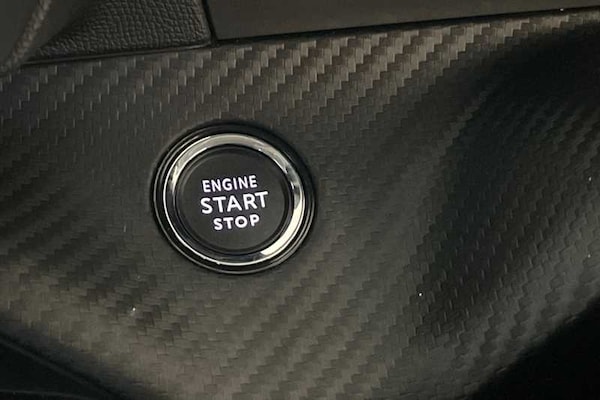 Used Peugeot 208 2023 for sale - 76169072: Photo 28
