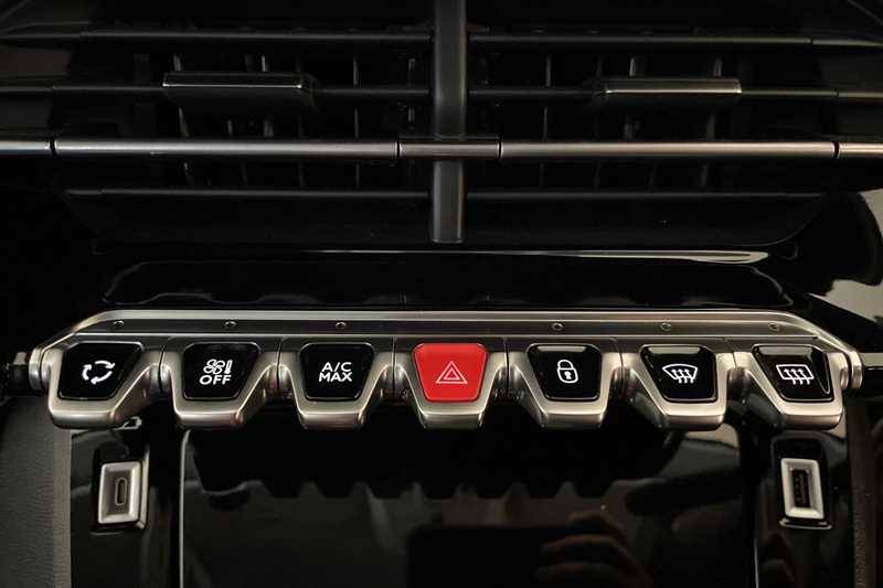 Used Peugeot 208 2023 for sale - 76169072: Photo 30