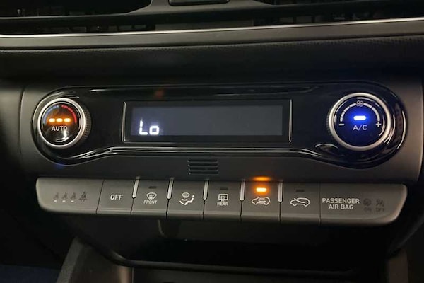 Used Hyundai KONA 2022 for sale - 76204098: Photo 15