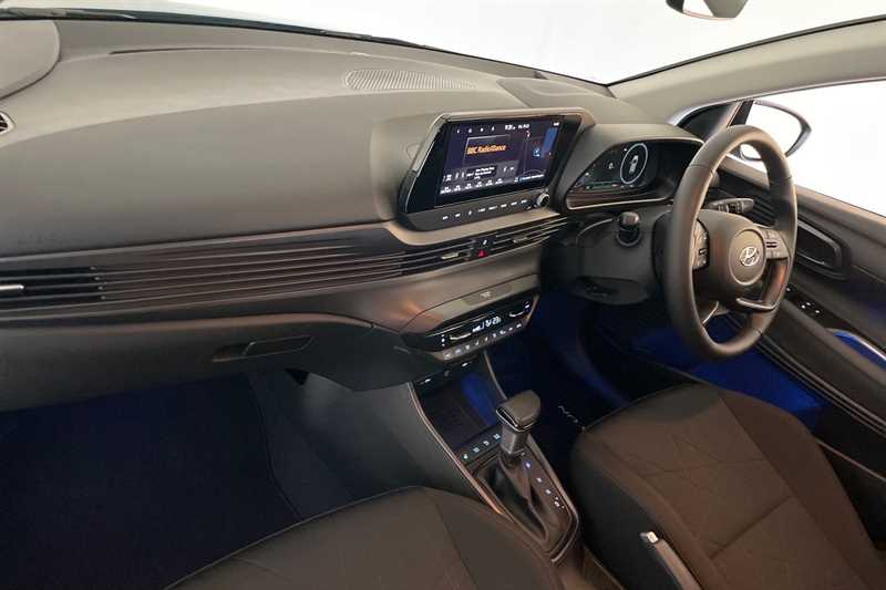 Used Hyundai BAYON 2022 for sale - 77178299: Photo 2