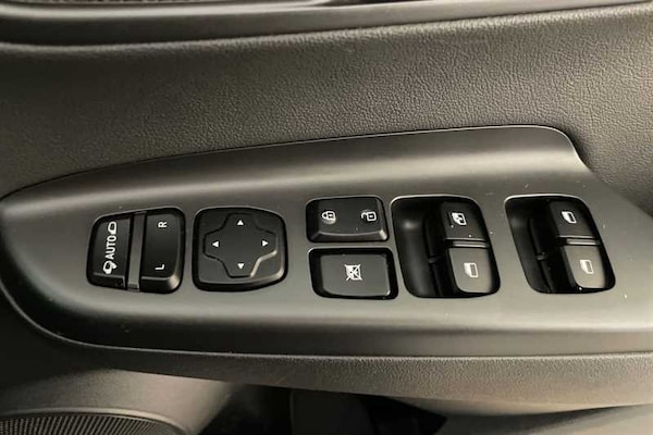 Used Hyundai KONA 2018 for sale - 76229602: Photo 16