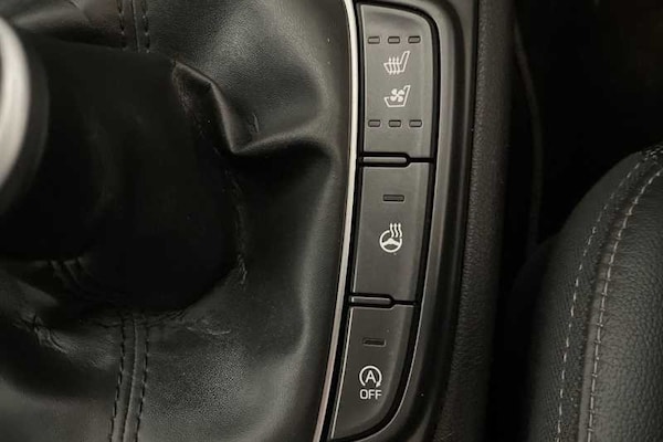 Used Hyundai KONA 2018 for sale - 76229602: Photo 31