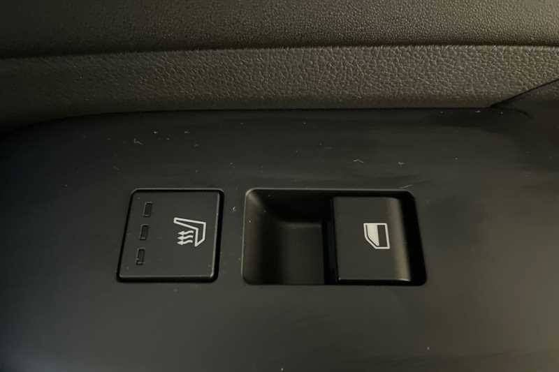 Used Hyundai KONA 2025 for sale - 76361723: Photo 37