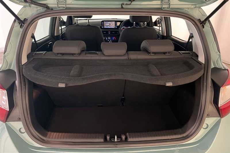 Used Hyundai i10 2023 for sale - 77472065: Photo 24