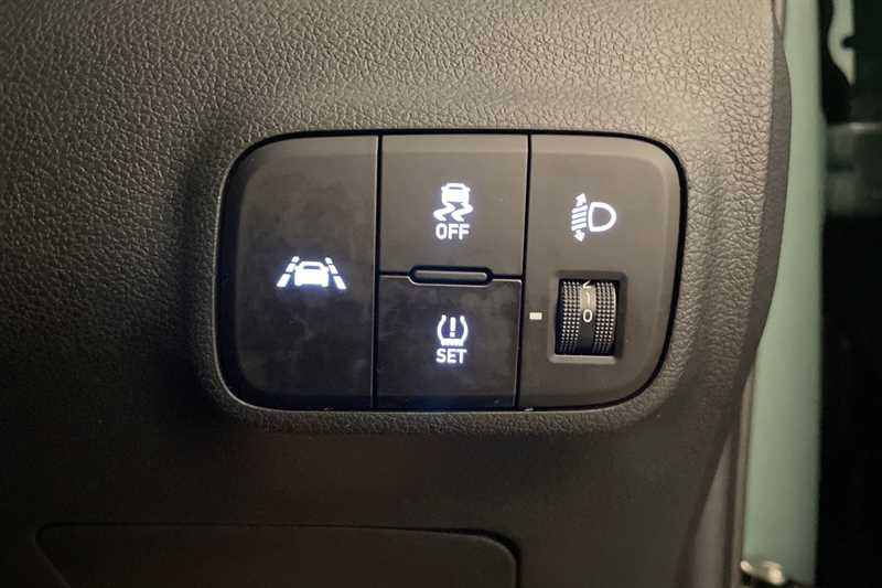 Used Hyundai i10 2023 for sale - 77472065: Photo 26