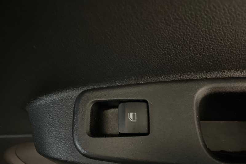 Used Hyundai i10 2023 for sale - 77472065: Photo 34