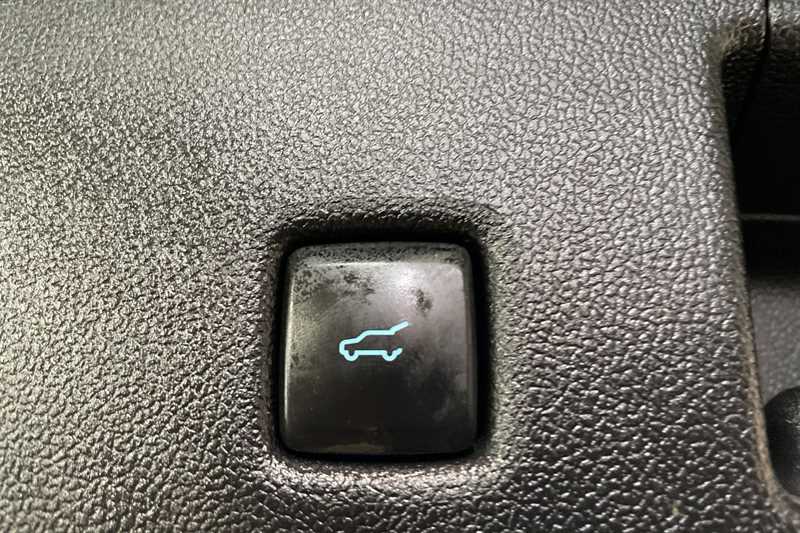 Used Ford Kuga 2022 for sale - 75868190: Photo 36