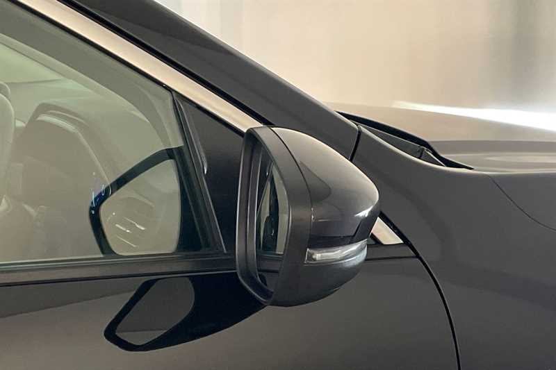 Used Ford Kuga 2022 for sale - 75868190: Photo 41