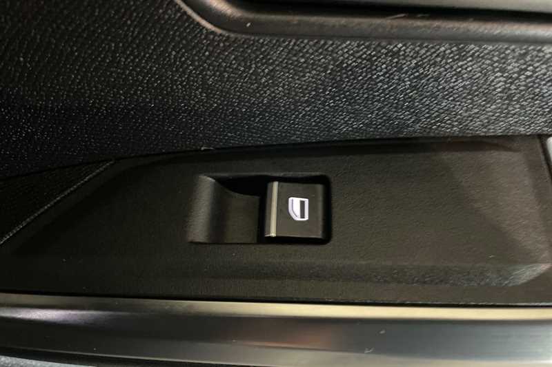 Used Peugeot 3008 2024 for sale - 76400889: Photo 38