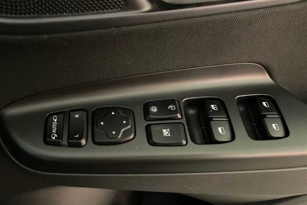 Used Hyundai KONA 2022 for sale - 76204117: Photo 19