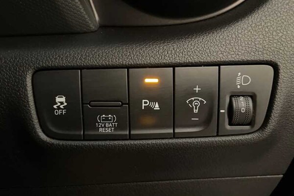 Used Hyundai KONA 2022 for sale - 76204117: Photo 28