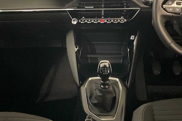 Used Peugeot 2008 2023 for sale - 76191279: Photo 16