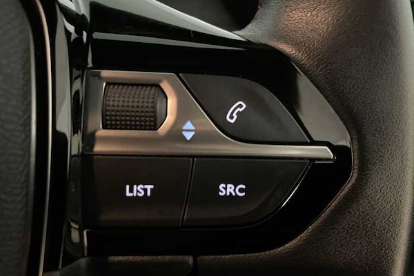 Used Peugeot 2008 2023 for sale - 76191279: Photo 22
