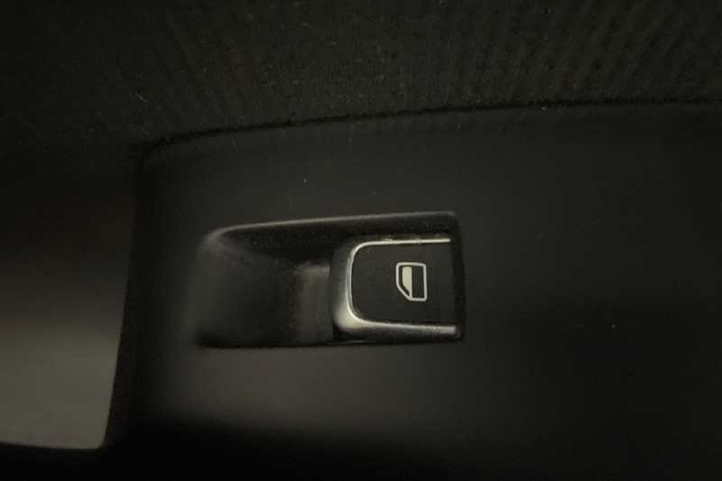 Used Audi Q3 2016 for sale - 77333368: Photo 35