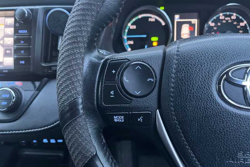 Used Toyota RAV4 2018 for sale - 78103326: Photo 21