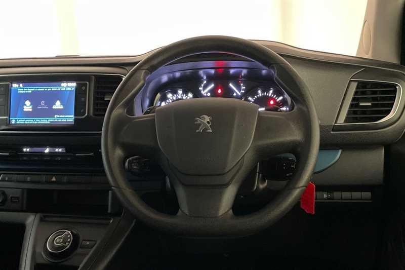 Used Peugeot Traveller 2020 for sale - 77269653: Photo 11