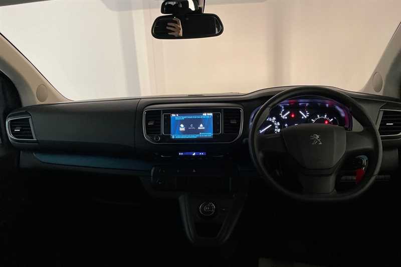 Used Peugeot Traveller 2020 for sale - 77269653: Photo 17