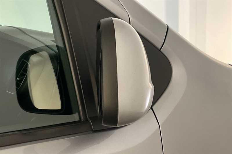 Used Peugeot Traveller 2020 for sale - 77269653: Photo 39