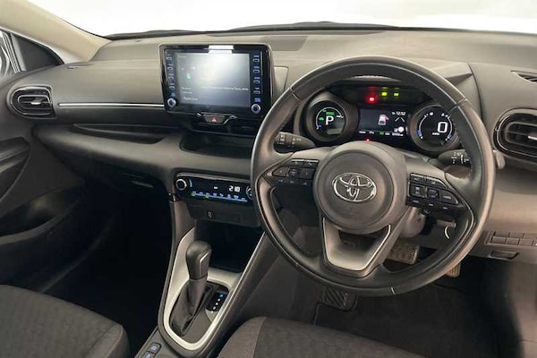 Used Toyota Yaris 2022 for sale - 76229606: Photo 10