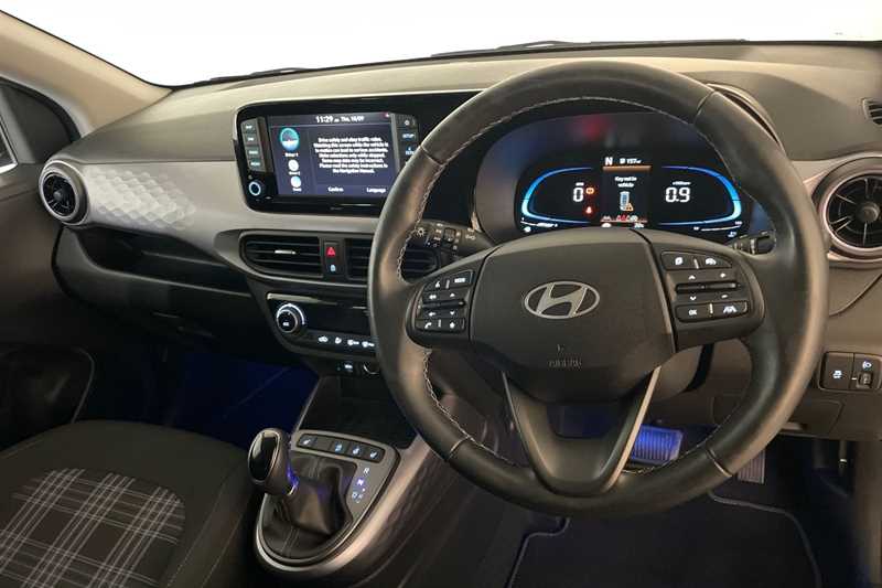 Used Hyundai i10 2023 for sale - 76044568: Photo 10