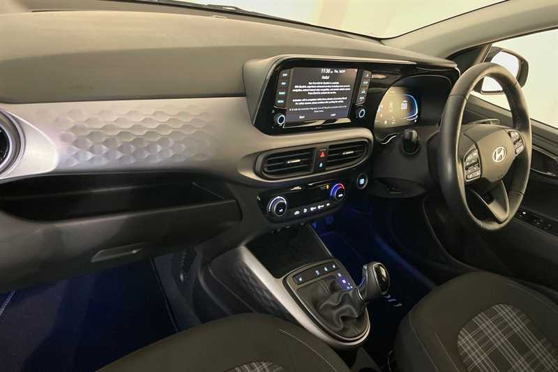 Used Hyundai i10 2023 for sale - 76044568: Photo 13