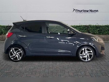 Used Hyundai i10 2023 for sale - 76044568: Photo 2