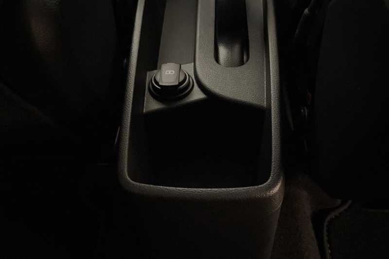 Used Hyundai i10 2023 for sale - 76044568: Photo 34
