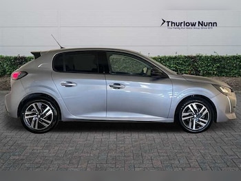 Used Peugeot 208 2023 for sale - 75227469: Photo