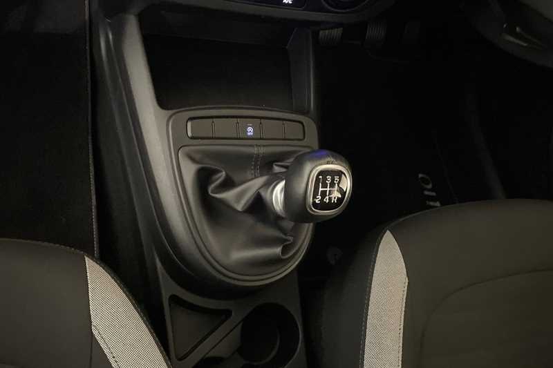 Used Hyundai i10 2020 for sale - 77576678: Photo 14