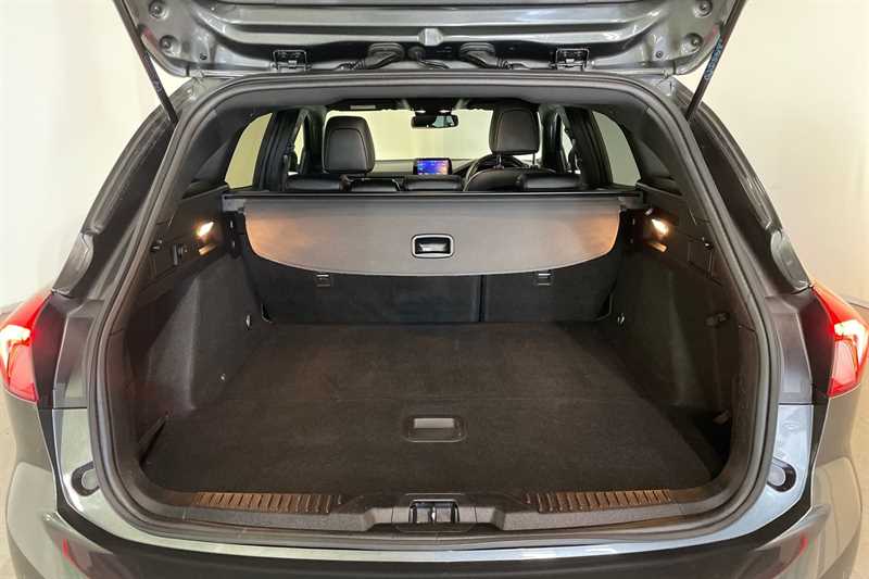 Used Ford Focus 2020 for sale - 75930085: Photo 24