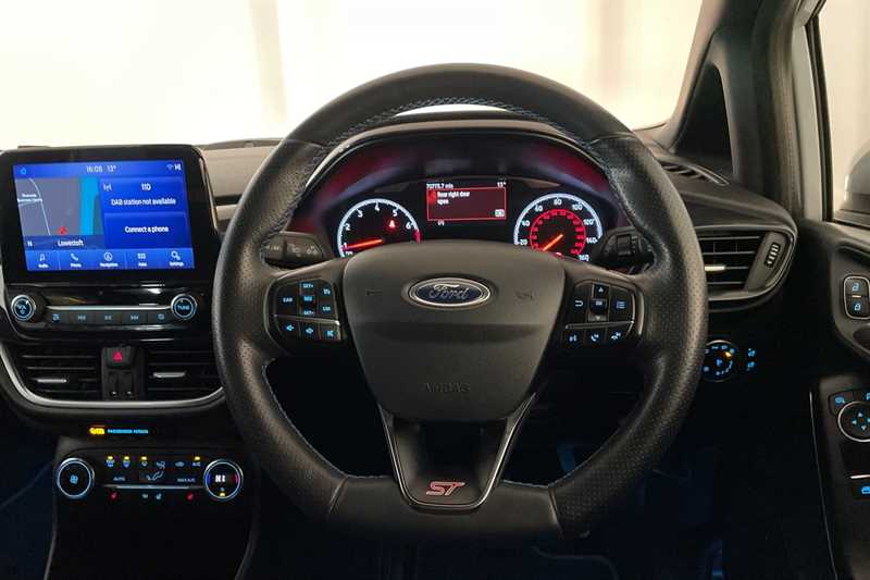 Used Ford Fiesta 2018 for sale - 76705774: Photo 12