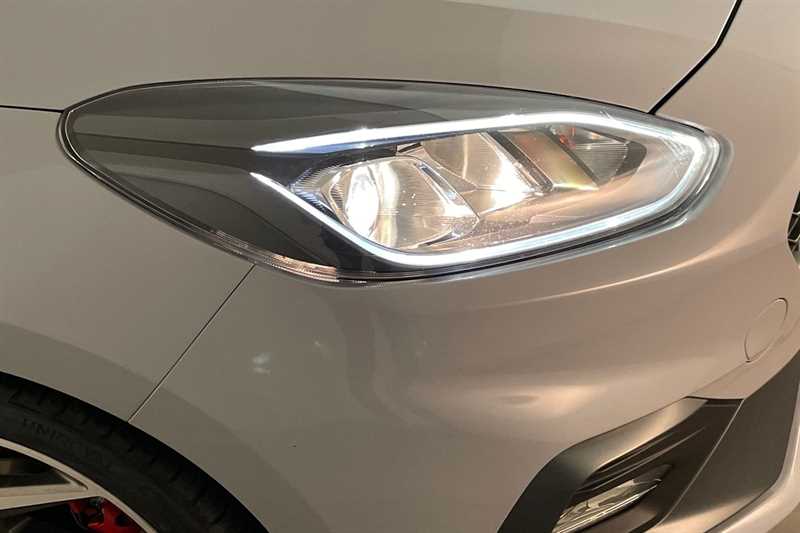 Used Ford Fiesta 2018 for sale - 76705774: Photo 42