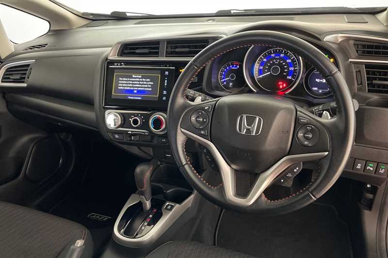Used Honda Jazz 2019 for sale - 77996752: Photo 11