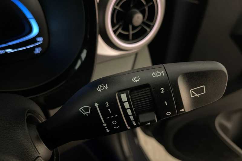 Used Hyundai i10 2023 for sale - 77146246: Photo 27