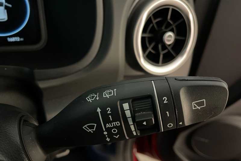 Used Hyundai KONA 2022 for sale - 76204229: Photo 27