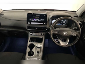 Used Hyundai KONA 2022 for sale - 76204229: Photo 2