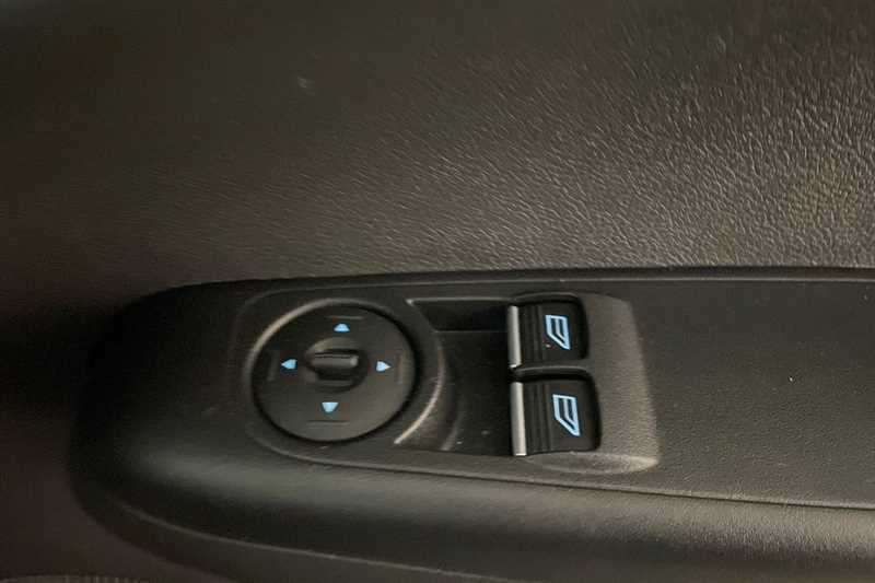 Used Ford Tourneo Courier 2020 for sale - 77627705: Photo 19