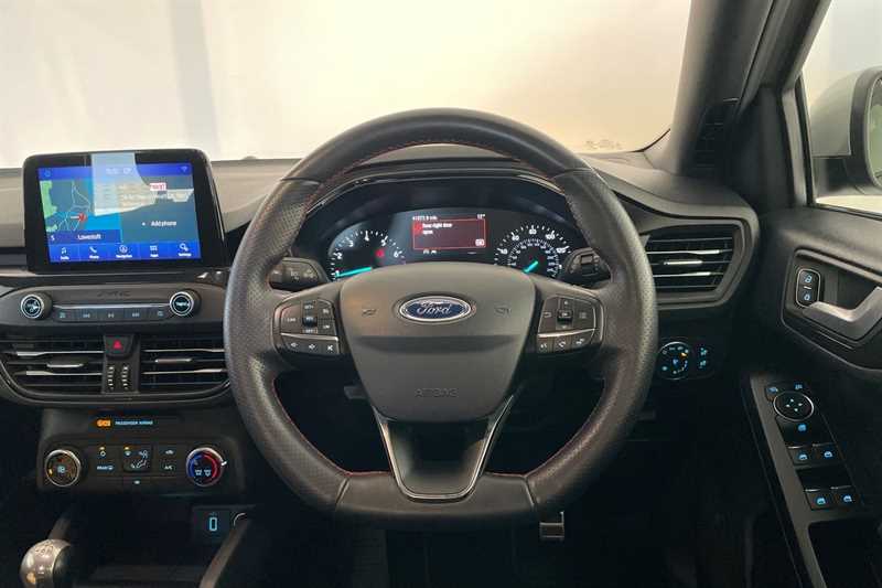 Used Ford Focus 2019 for sale - 77960177: Photo 11