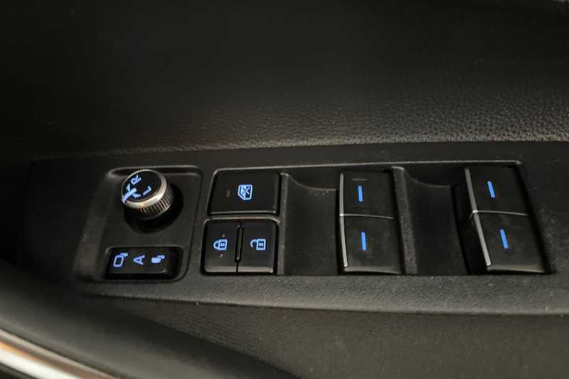 Used Suzuki Swace 2022 for sale - 76204380: Photo 19