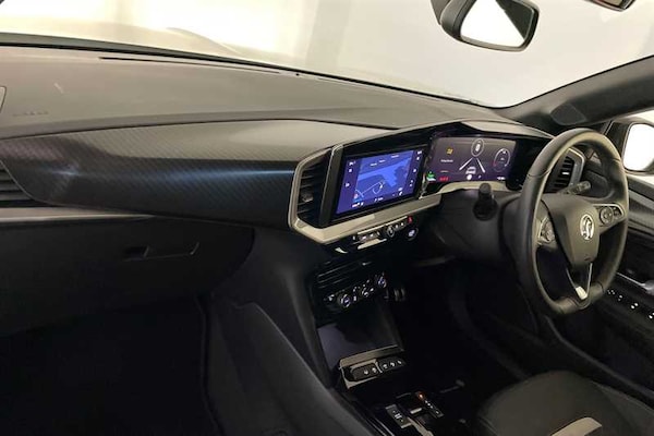 Used Vauxhall Mokka Electric 2023 for sale - 76241823: Photo 2