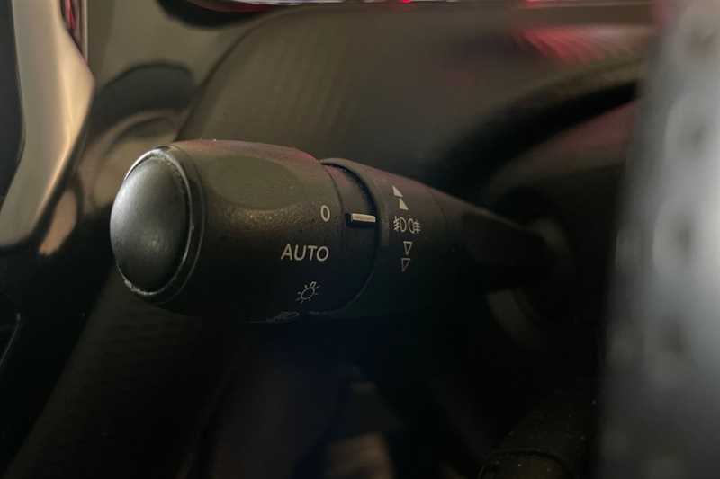 Used Peugeot 2008 2019 for sale - 76661319: Photo 25