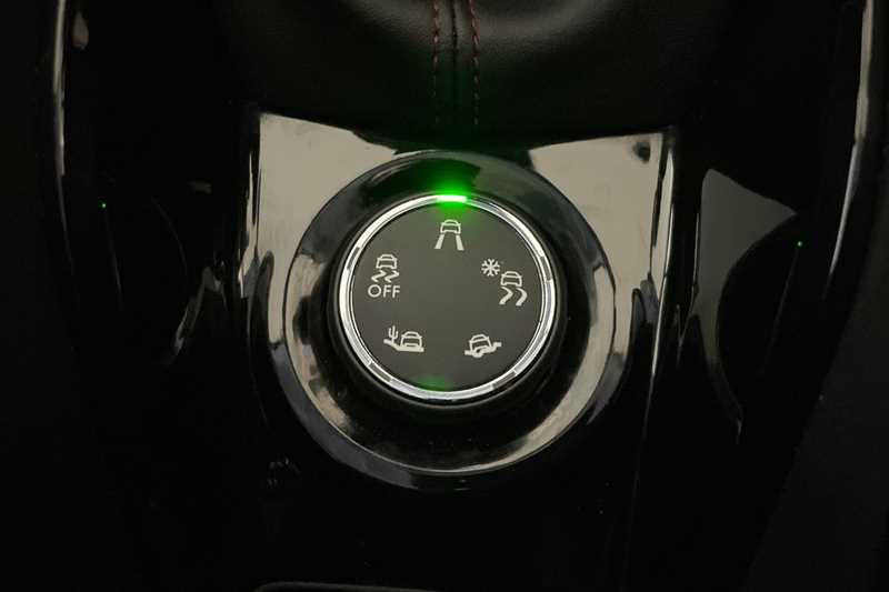 Used Peugeot 2008 2019 for sale - 76661319: Photo 29