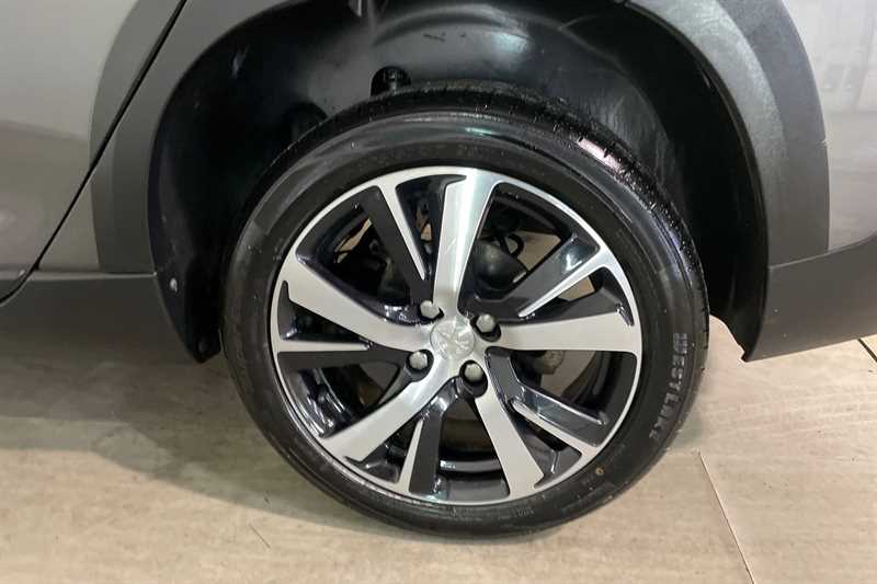 Used Peugeot 2008 2019 for sale - 76661319: Photo 9