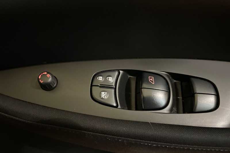 Used Nissan Leaf for sale - 77513851: Photo 18