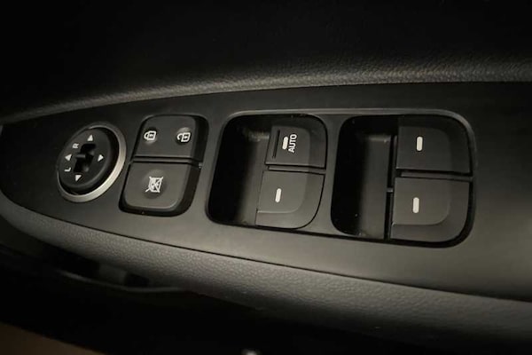 Used Hyundai i10 2019 for sale - 76229641: Photo 16